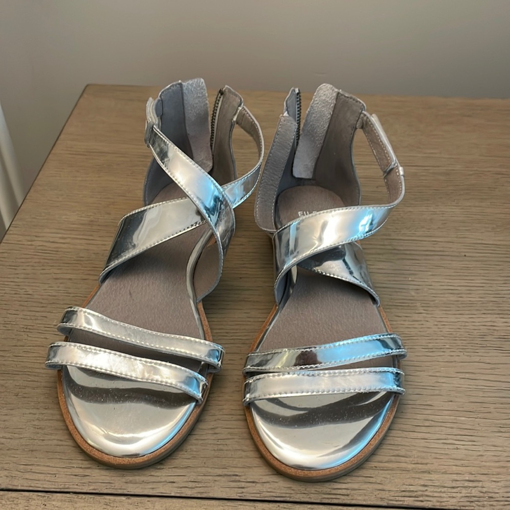 Eileen Fisher NEW CiCi Strappy Zip Leather Sandals Silver Mirror Metallic Sz 6